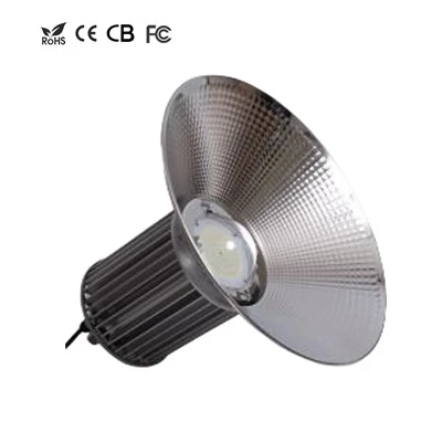Lampada industriale ad alta baia con paralume